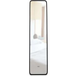 Umbra Miroir Rectangulaire Contour En Caoutchouc Mat. -Magasin Joss & Main 97683