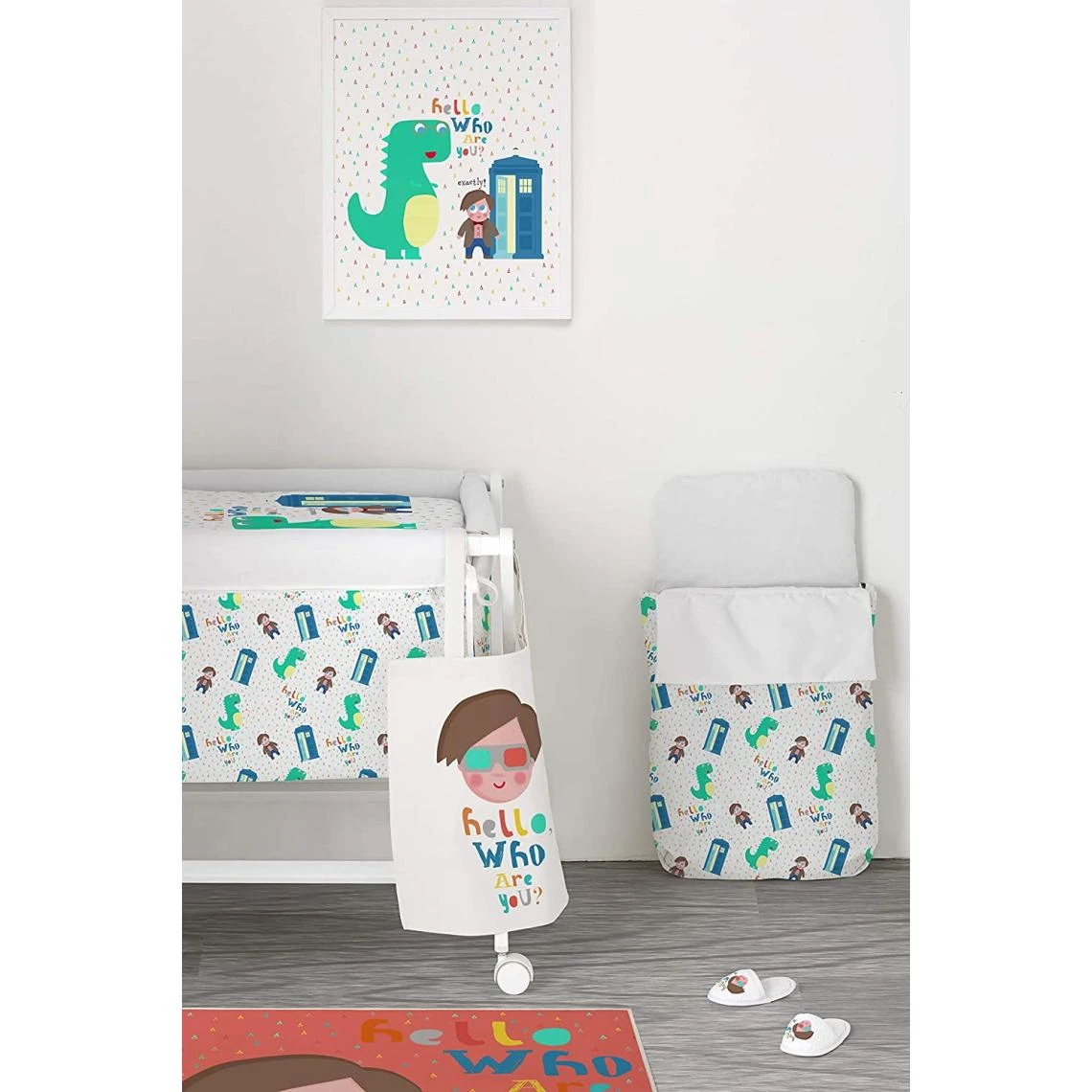 Marque Generique Frikids Who Are You ? Tapis Rouge 4 Marque Generique Frikids Who Are You ? Tapis Rouge – Image 2