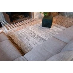 Louis De Poortere KILIM DESIGN - TAPIS CLASSIQUE ANTIQUAIRE -Magasin Joss & Main kilim design tapis classique antiquaire 13678508 37712824 1140x1140