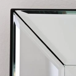 Vivenla Miroir Mural Ultra Design Carré Avec Contour Biseauté Effet 3D L. 50... 10 Vivenla Miroir Mural Ultra Design Carré Avec Contour Biseauté Effet 3D L. 50... -Magasin Joss & Main miroir mural ultra design carre avec contour biseaute effet 3d l 50 x p 50 x h 4 cm collection serre 13088210 35550768 1140x1140