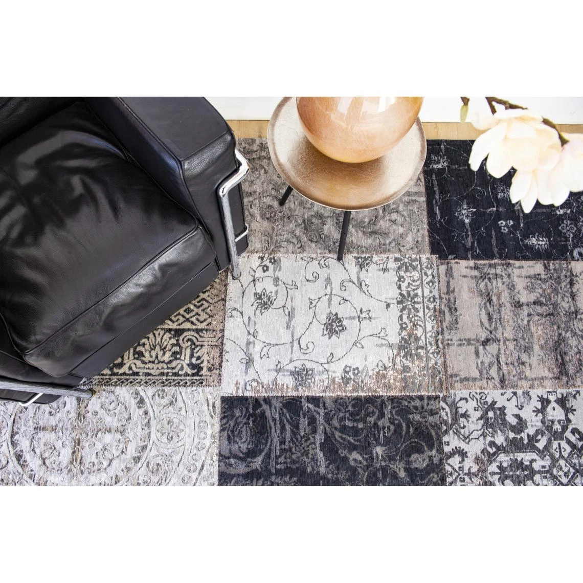Louis De Poortere MULTI DESIGN - TAPIS PATCHWORK VINTAGE 5 Louis De Poortere MULTI DESIGN - TAPIS PATCHWORK VINTAGE – Image 3