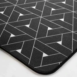 Paris Prix Tapis De Couloir Imprimé Oxana 45x120cm Noir -Magasin Joss & Main tapis de couloir imprime oxana 45x120cm noir 13612660 37420530 1140x1140