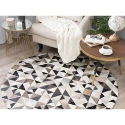 Beliani Tapis En Cuir Gris/beige ø 140 Cm KIRKLAR - Gris Beige -Magasin Joss & Main undef src sa picid 742820 x 2560 type color image